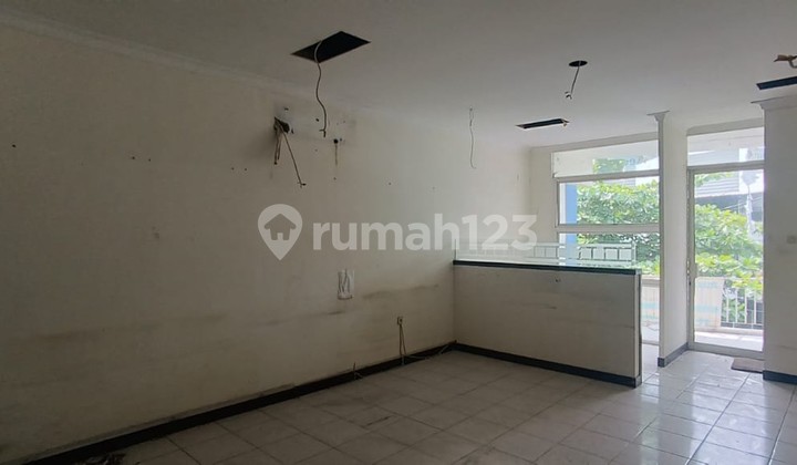 For Sale 2 Units of Shop Houses in Magelang Shop House Complex, Suitable for Office, Shop, Cafe. 2