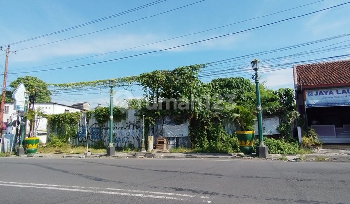 Dijual Tanah L Luas di Tengah Kota Yogyakarta Cocok untuk Hotel, Kantor, Toko, Ruang Usaha. Dijual Tanah L Luas di Tengah Kota Yogyakarta Cocok untuk Hotel, Kantor, Toko, Ruang Usaha.