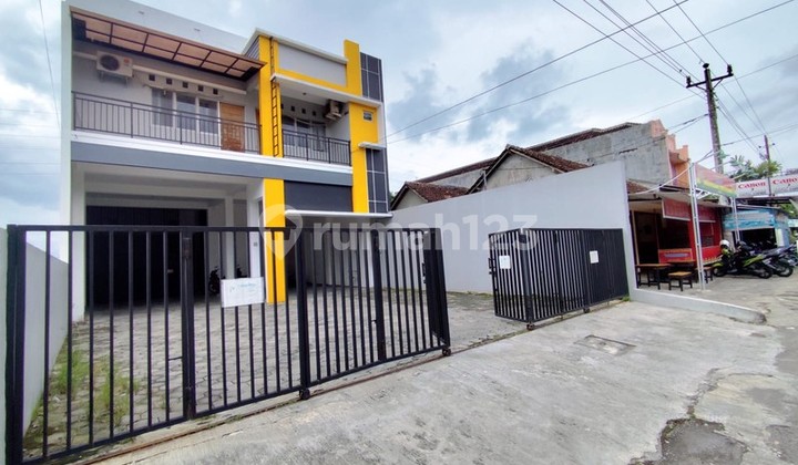 Rent a 2-Story Shop House 788 Square Meters Near Stpn Gamping, Sleman