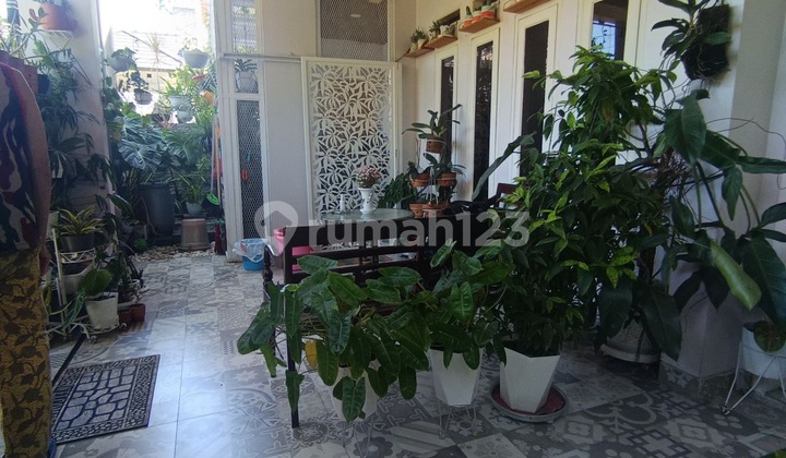 Dijual Rumah Mewah Hoek 3 Arah Di Buah Batu Regency 1