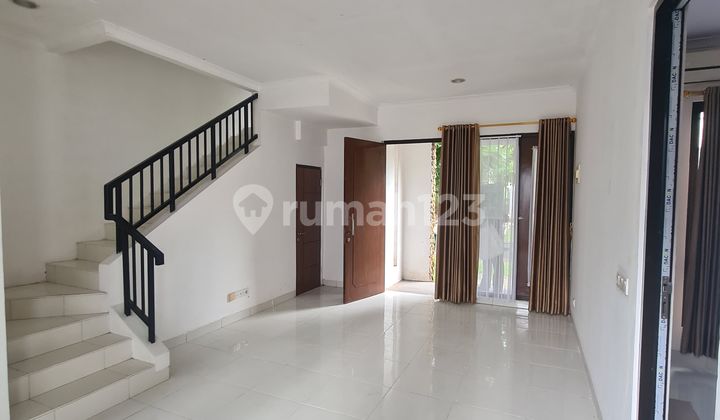 Disewakan Rumah Rapih di Cluter Amarilla, The Avani BSD