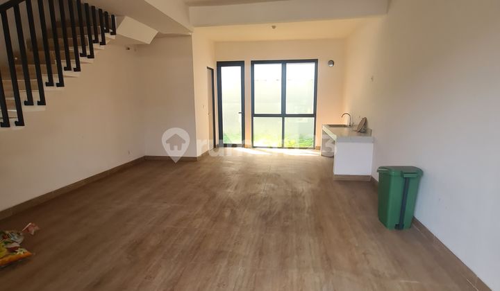 For Sale/Rent Cendana Peak House in Lippo Karawaci 2