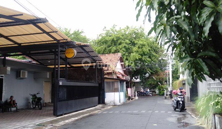 Rumah siap pakai untuk home stay, di Labuhan dekat Universitas IKIP 2