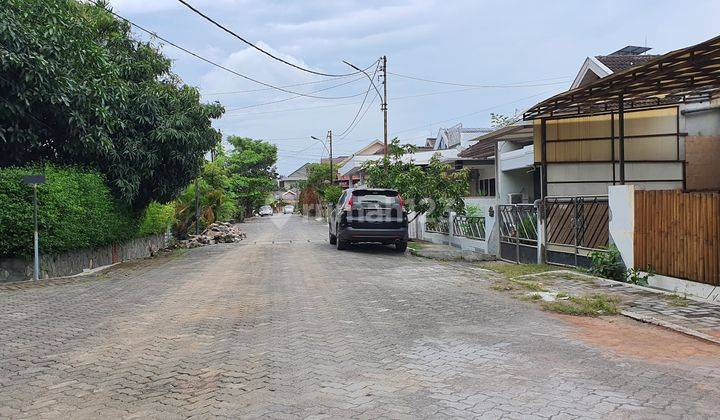 Rumah puri Anjasmoro, Semarang dekat Bandara A Yani, Sekolah, Rumah Sakit 2