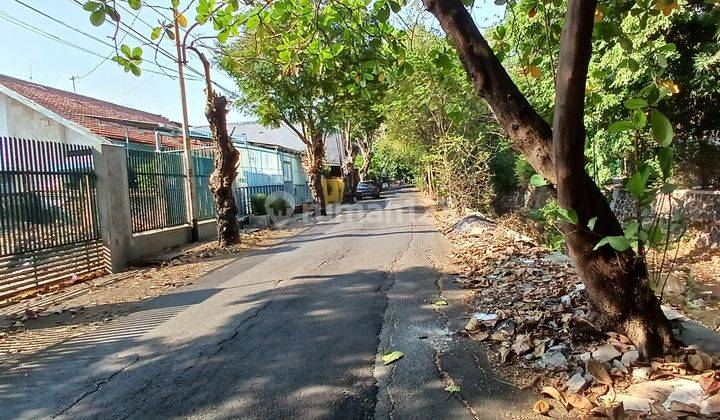 Tanah tengah kota bebas banjir di jalan Hawa 2