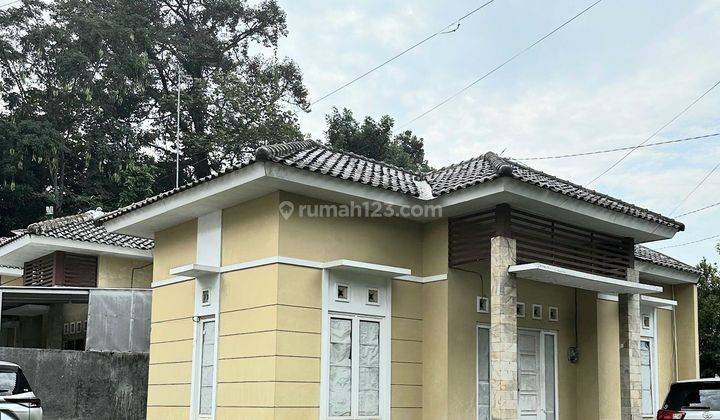 Rumah di Perumahan Graha Sentosa 2