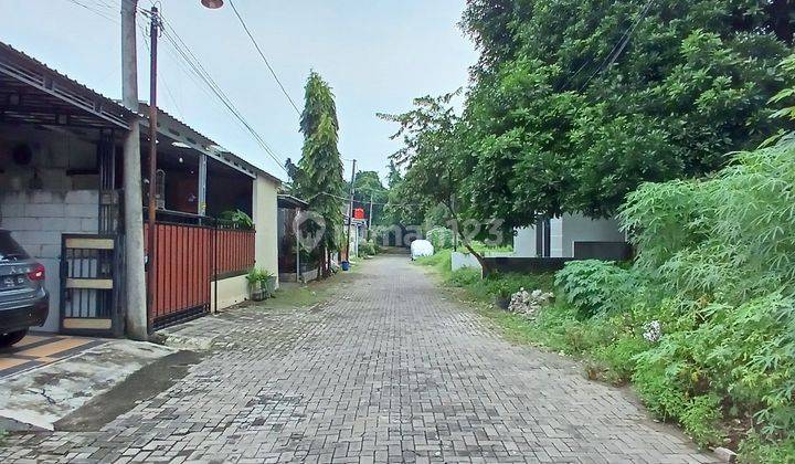 Rumah dekat Unnes, Graha Taman Nirwana, Jln.Permata Safira 2