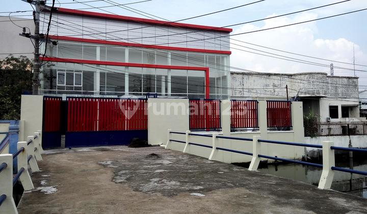 Sewa Showroom/gudang Bagus Di Kaligawe 1