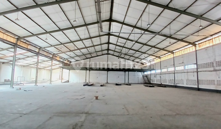 Gudang Siap Pakai Tengah Kota Di Madukoro 1