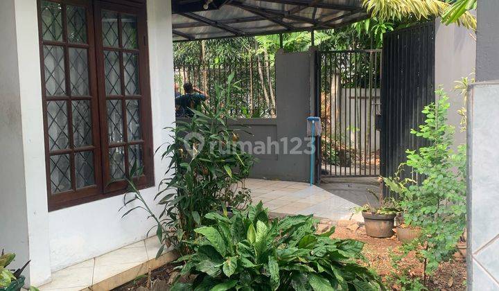 Dijual Rumah Secondary Lokasi Strategis Villa Kelapa Dua Joglo 2