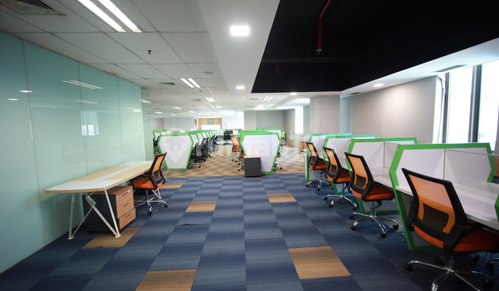 Flexible office rental in South Jakarta! Customizable to meet your team's needs. Strategic location, complete facilities.