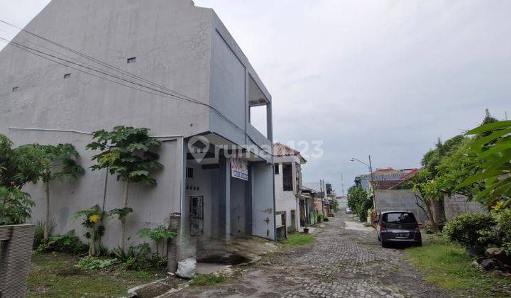 Rumah di perum palm mas  Mojosongo  2