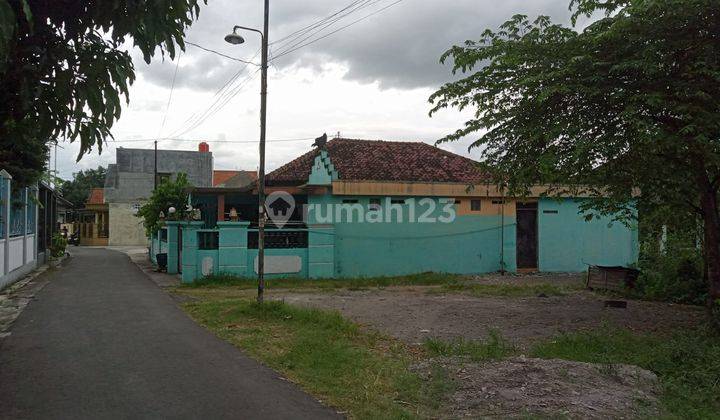 Rumah Dekat SMAN Kebakkramat Karanganyar 2