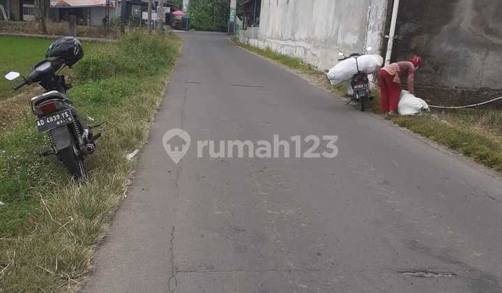 Tanah Dengan Akses Jalan Lebar di Tasikmadu Karanganyar  2