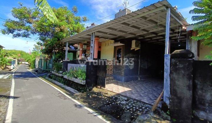 Rumah di perum palur karanganyar  2