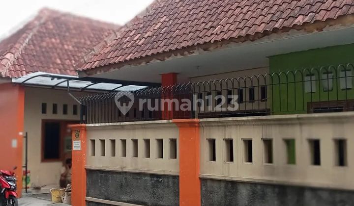 For Sale House and Boarding House Location Jl. Rajawali 3A, Ums 2