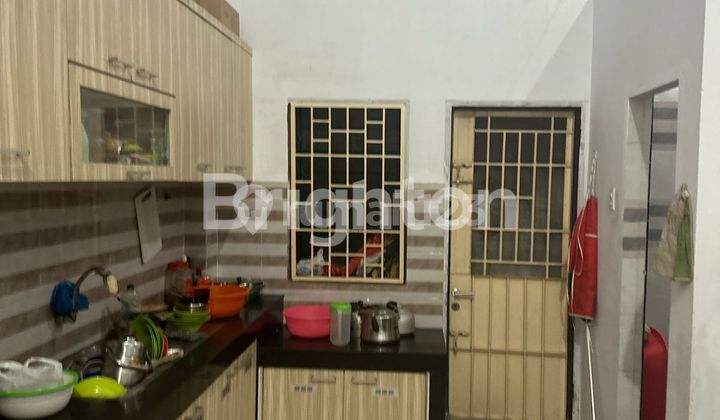 Shop house on Jalan Pukat 3.