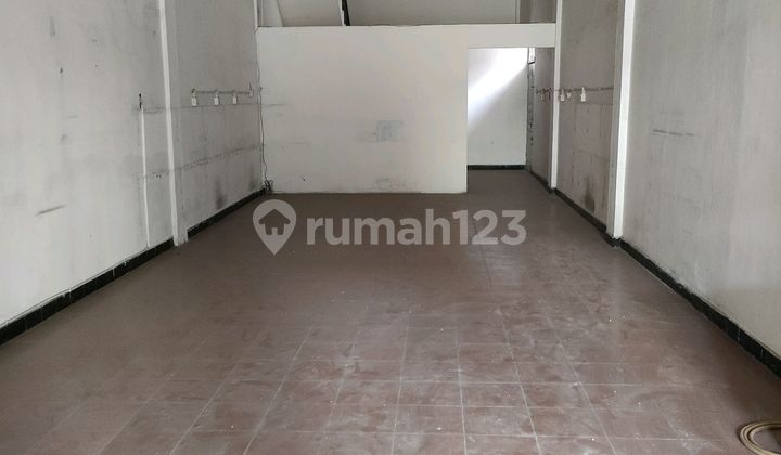 3-Story House Ready to Occup - Jl. Sutrisno, Medan 3-Story House Ready to Occup - Jl. Sutrisno, Medan