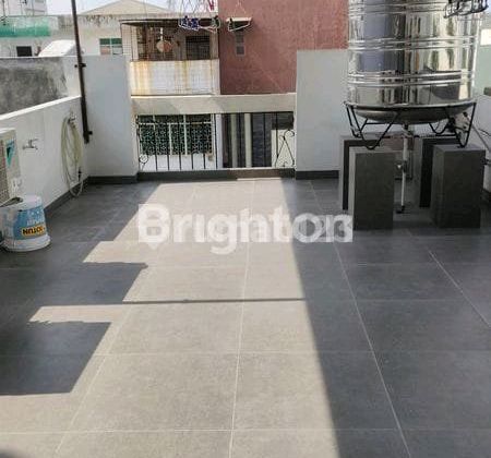 Ready-to-Occupy Shop House, Karantina St., Medan 1