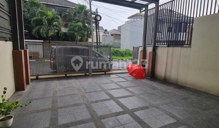 Rumah Luas Bagus Siap Huni di Mekar Wangi