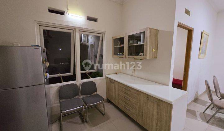 Rumah Bagus Semi Furnished SHM di Batununggal 2