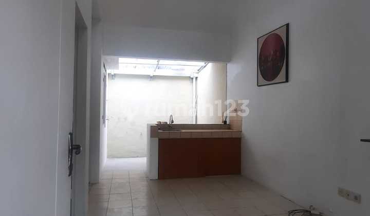 Ready-to-Live House in Kota Baru Parahyangan