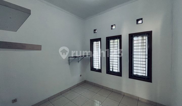 Nice House Ready to Live in Cluster R 2