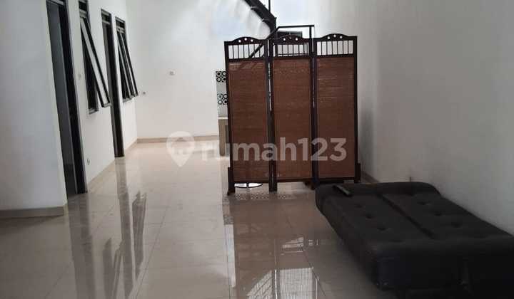 Rumah Terawat Siap Huni di Batununggal