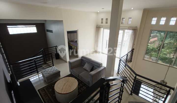 Rumah Villa Bagus Full Furnished di Padasuka