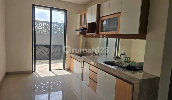 Disewakan Rumah Di Kedaton Park Semi Furnished  2
