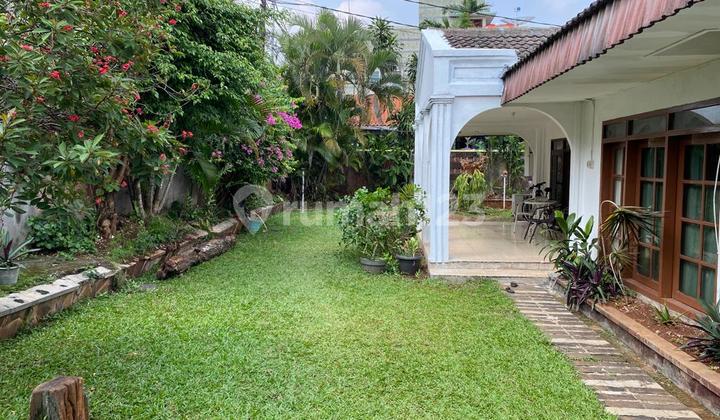 Rumah Bagus Furnished SHM Kemang, Jakarta Selatan