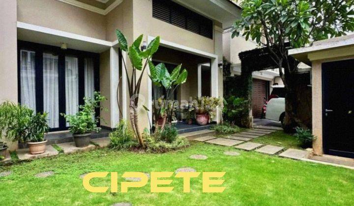 Rumah Cantik Modern Tropical Cipete, Jakarta Selatan  1