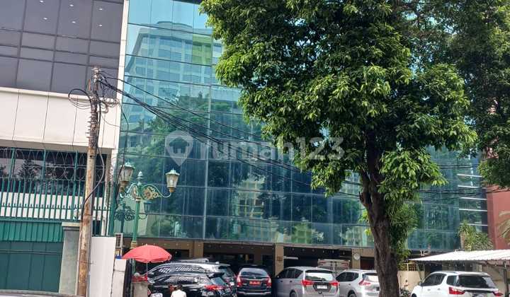 Jual Gedung 4 Lt di Menteng, Jakarta Pusat