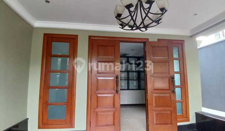 Jarang Ada Rumah Lokasi Premium Menteng, Jakarta Pusat 2