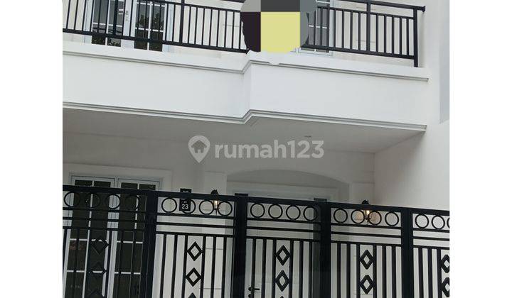 Rumah Classic Minimalis Cantik 1