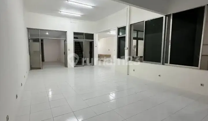 Ruko Raya Panglima Polim Kebayoran Baru Ruko Raya Panglima Polim Kebayoran Baru