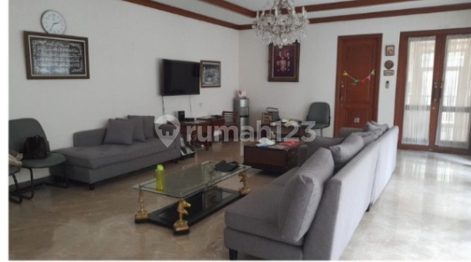 Dijual Rumah Nyaman Asri Megah Di Kemang Jaksel 