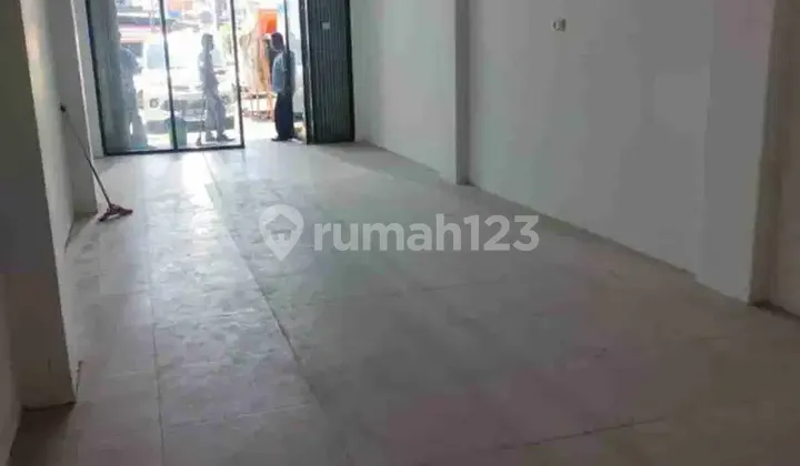 For Rent: 4-Storey Shop House on Raya Tebet Timur, South Jakarta
