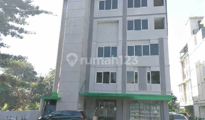 Tebet Grand Building Suitable for Clinics, Offices, and Businesses Tebet Grand Building Suitable for Clinics, Offices, and Businesses