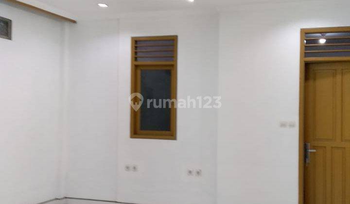 Disewakan Ruko Strategis Di Tb Simatupang 2