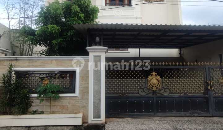 Dijual Rumah Murah Mewah 3.5 Lantai Private Pool Kebayoran Lama Jaksel Dijual Rumah Murah Mewah 3.5 Lantai Private Pool Kebayoran Lama Jaksel