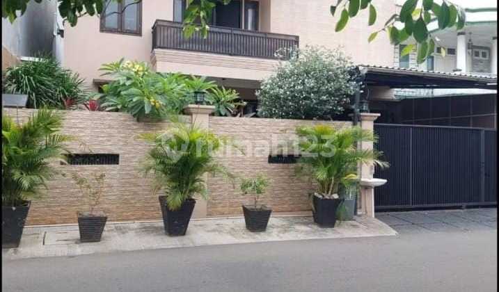 Dijual Rumah Mewah Murah 2lt Private Poll Pejaten Jakarta Selatan