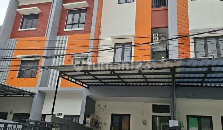 Dijual Kos Exclusive 3.5 Lt 12 Kamar Kedoya Jakarta Barat Dijual Kos Exclusive 3.5 Lt 12 Kamar Kedoya Jakarta Barat