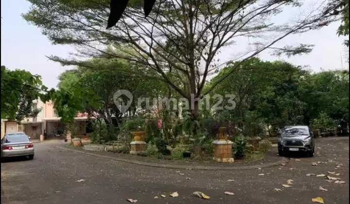 Land for Sale in Meruya Hook Complex, Kembangan, West Jakarta Land for Sale in Meruya Hook Complex, Kembangan, West Jakarta
