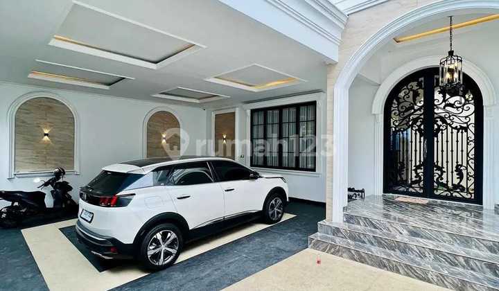 Dijual Rumah Brand New 3 LT Pondok Indah Jakarta Selatan