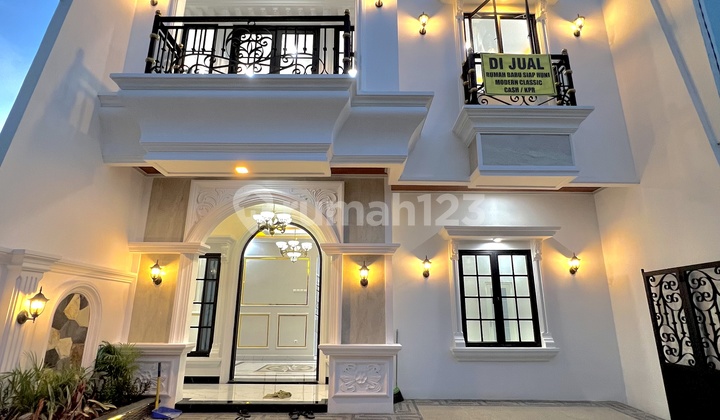 Rumah Mewah + Rooftop Siap Huni Di Tanah Baru Beji - Depok 1