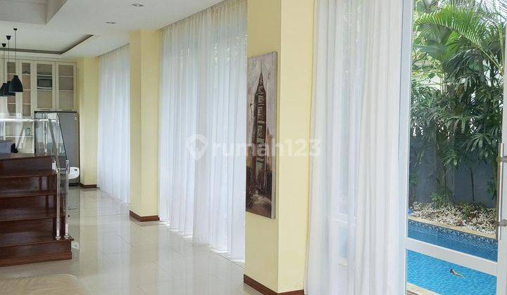 DIJUAL RUMAH FULL FURNISHED DOHENY DRIVE 2