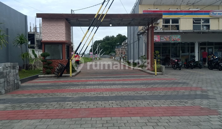 Rumah 2 Lantai Lokasi Strategis 0 Jalan Kabupaten Dengan View Pegunungan 2