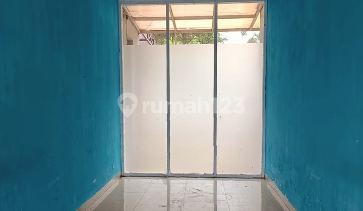 Prime Location! Strategic House for Rent in Heliconia, Kota Harapan Indah, Bekasi. 2