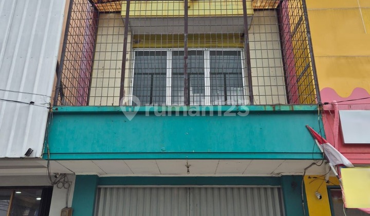 Disewa: Ruko Strategis Di Utama Boulevard Hijau, Harapan Indah - Siap Pakai Disewa: Ruko Strategis Di Utama Boulevard Hijau, Harapan Indah - Siap Pakai